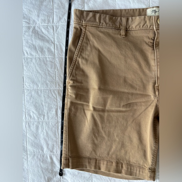 Madewell Men’s 7” Chino Short, Tan, 32” Waist - Picture 9 of 12